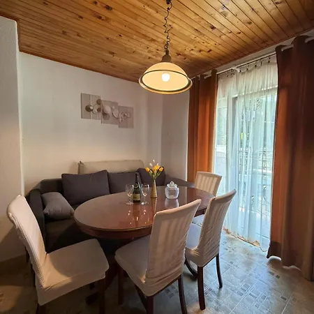 Toni Apartment *